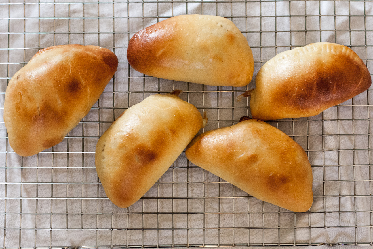 5 pirohzki buns