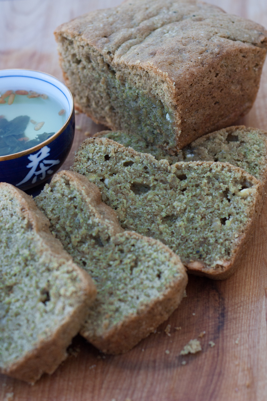 matcha and chocolate cake with green tea