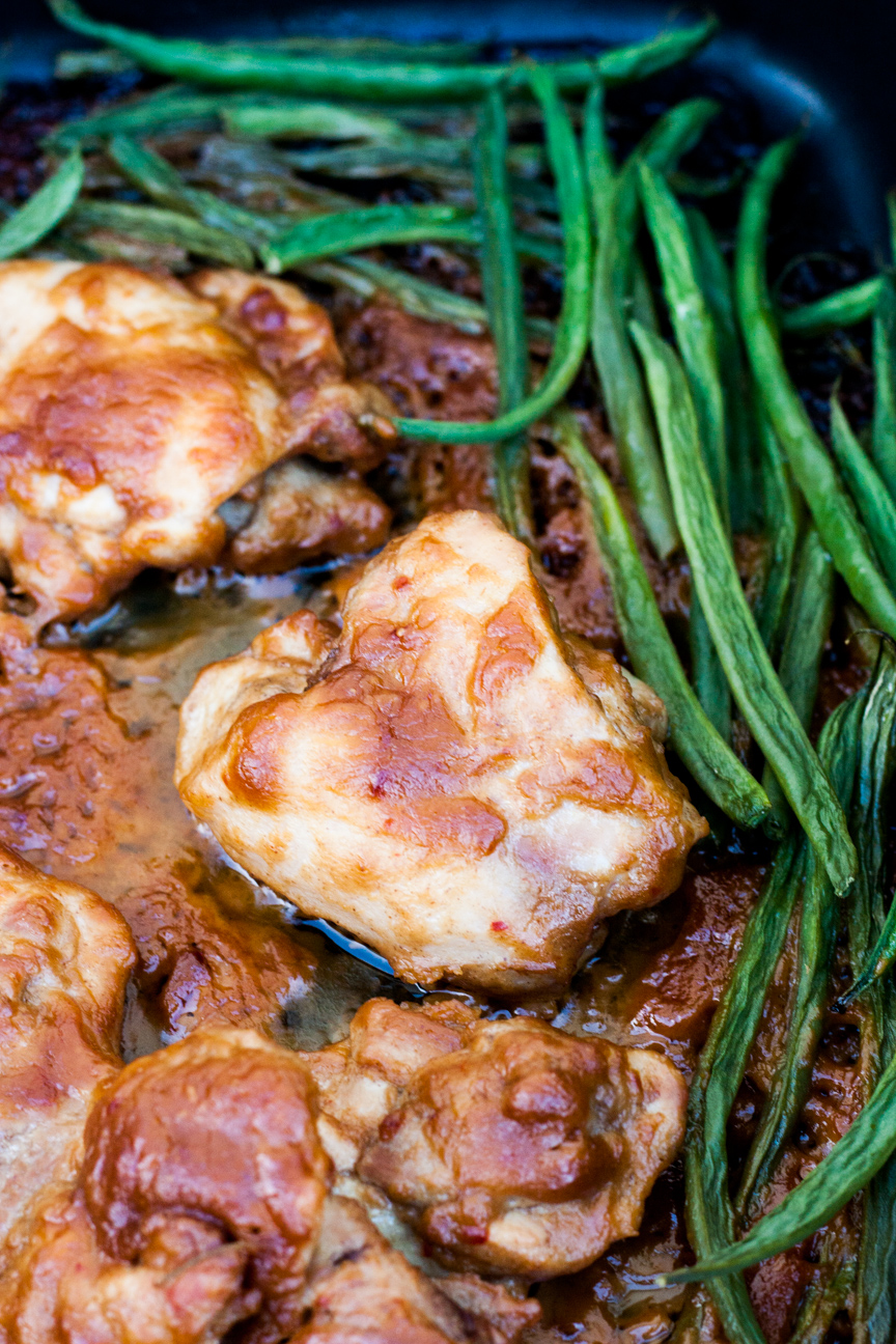 chicken thighs in peanut sauce with green beans