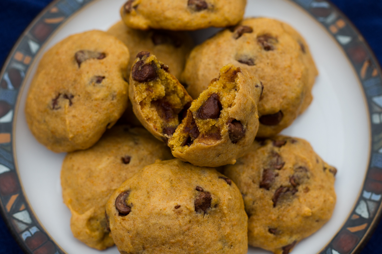 pumpkin chocolate chip cookies