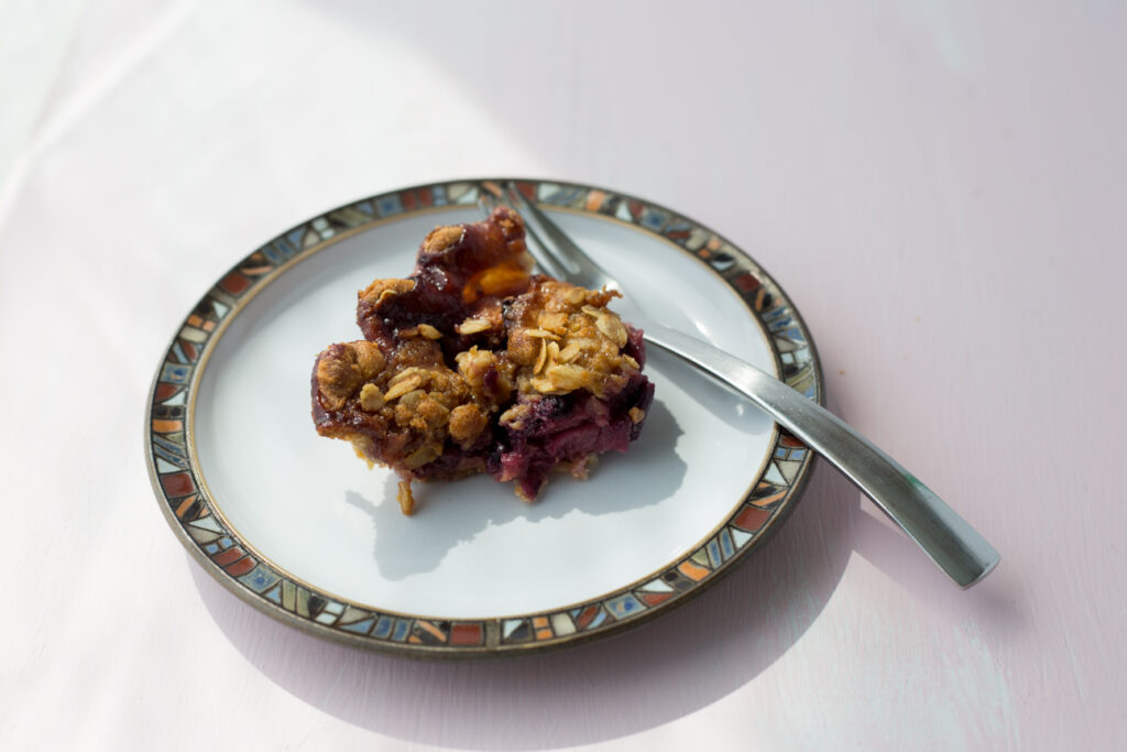Apple and Blueberry Crumble Pie